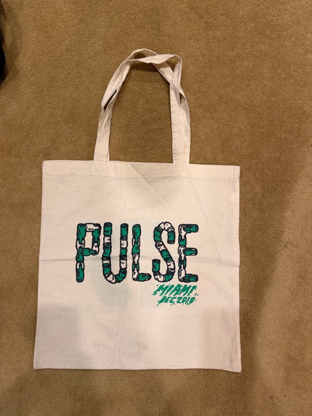 NEW🤩 PULSE ART FAIR TOTE BAG WITH GREEN AND BLACK GRAPHICS , MIAMI DEC 2010